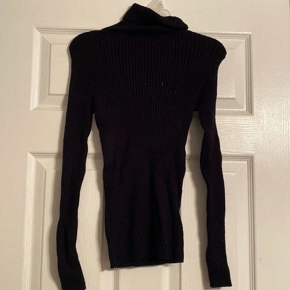 Black ribbed long sleeve turtle neck